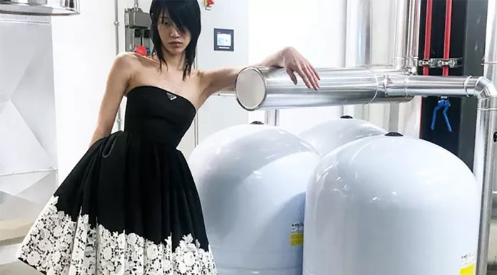 prada-nedelja-digitalne-mode-2020