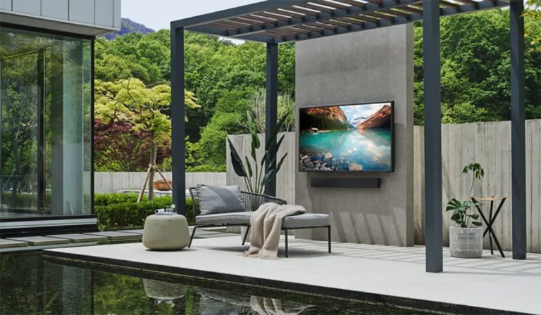 Novi Samsung TV je idealan za baštu i košta 20.000 dolara Novi Samsung TV je idealan za baštu i košta 20.000 dolara